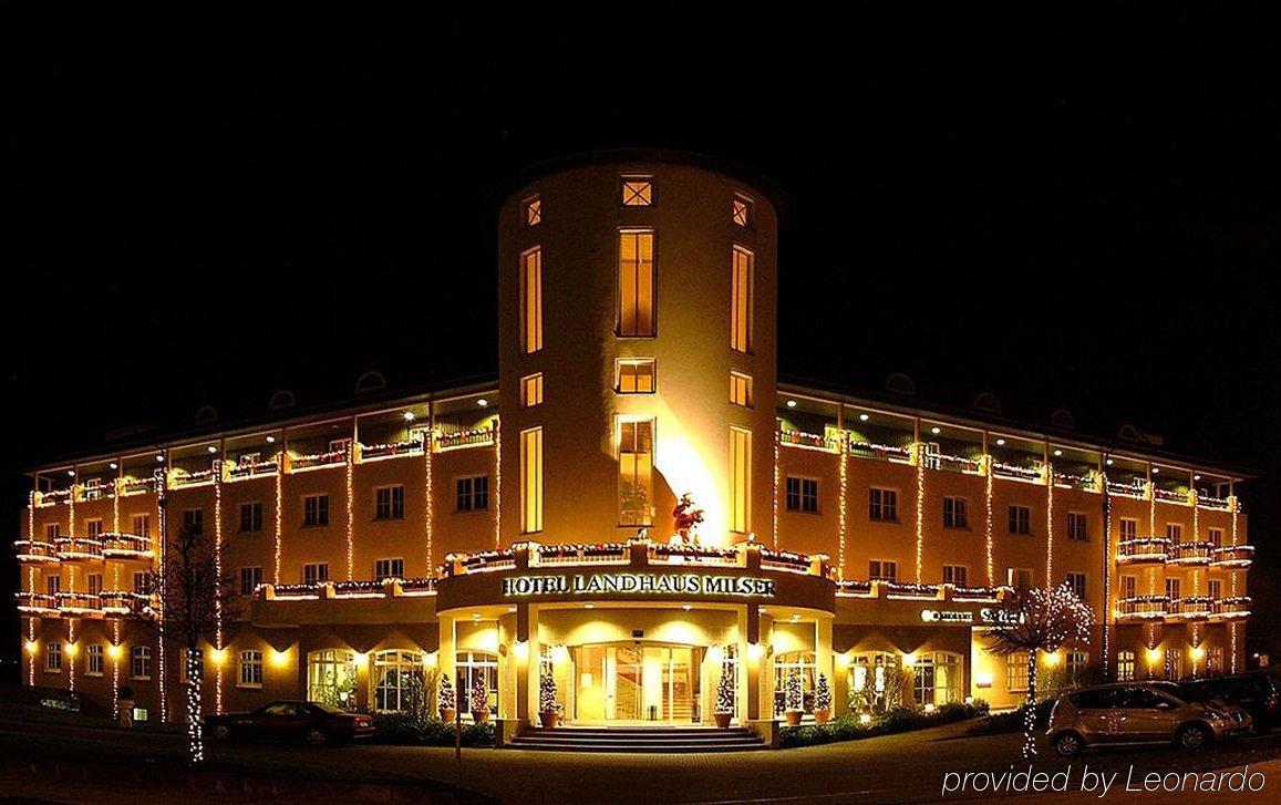 Hotel Landhaus Milser Duisburg Exterior photo