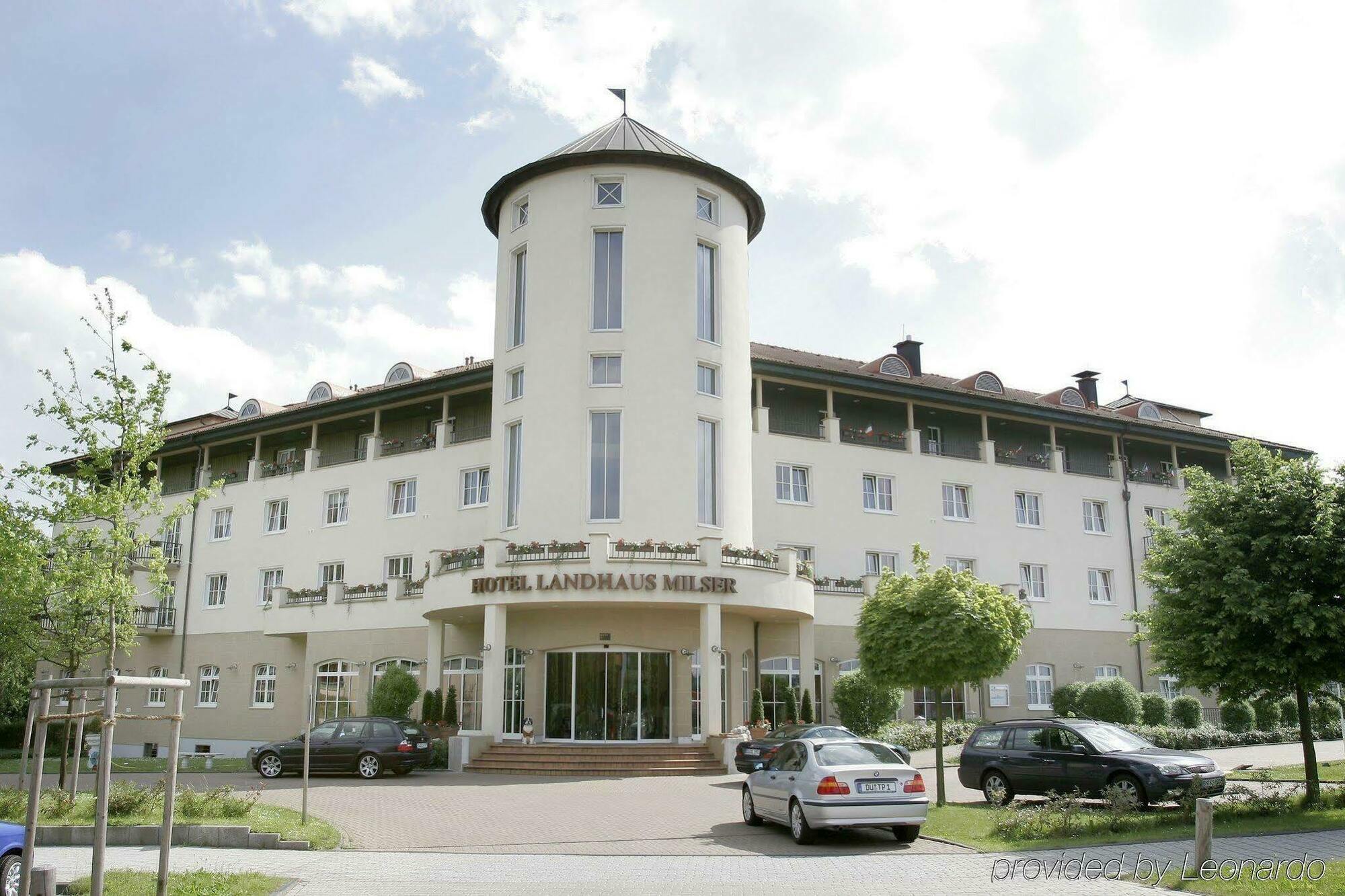 Hotel Landhaus Milser Duisburg Exterior photo